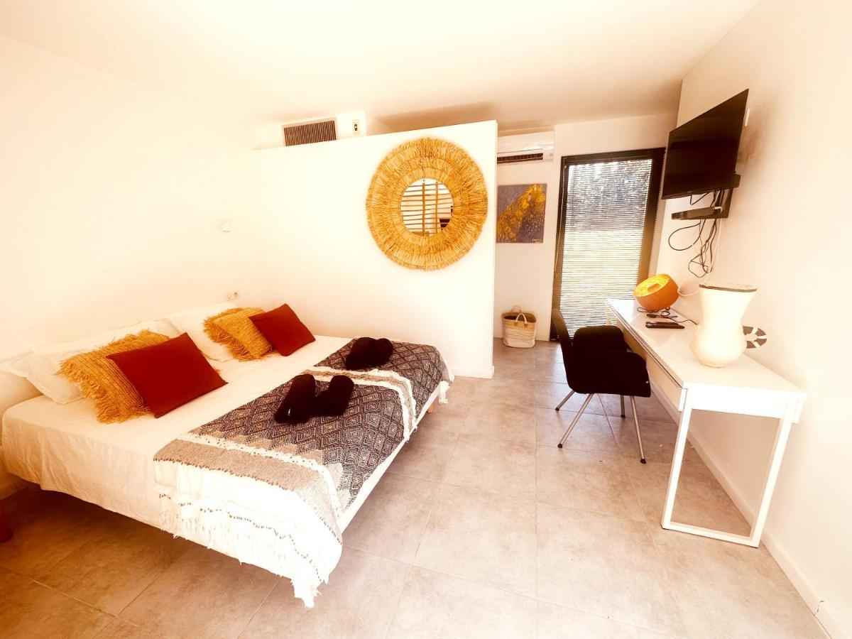 Les Madones Appartement Nîmes Buitenkant foto