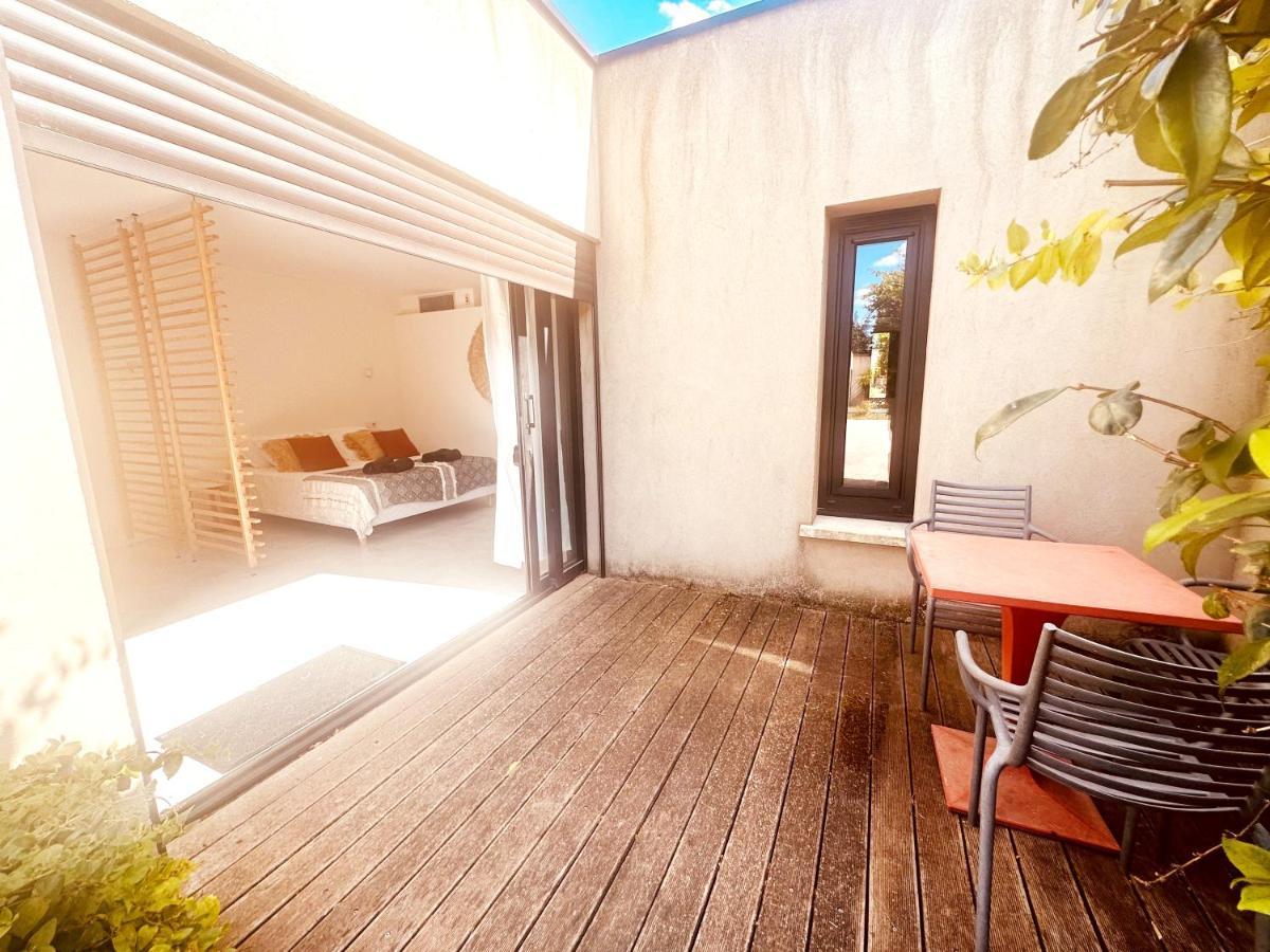 Les Madones Appartement Nîmes Buitenkant foto