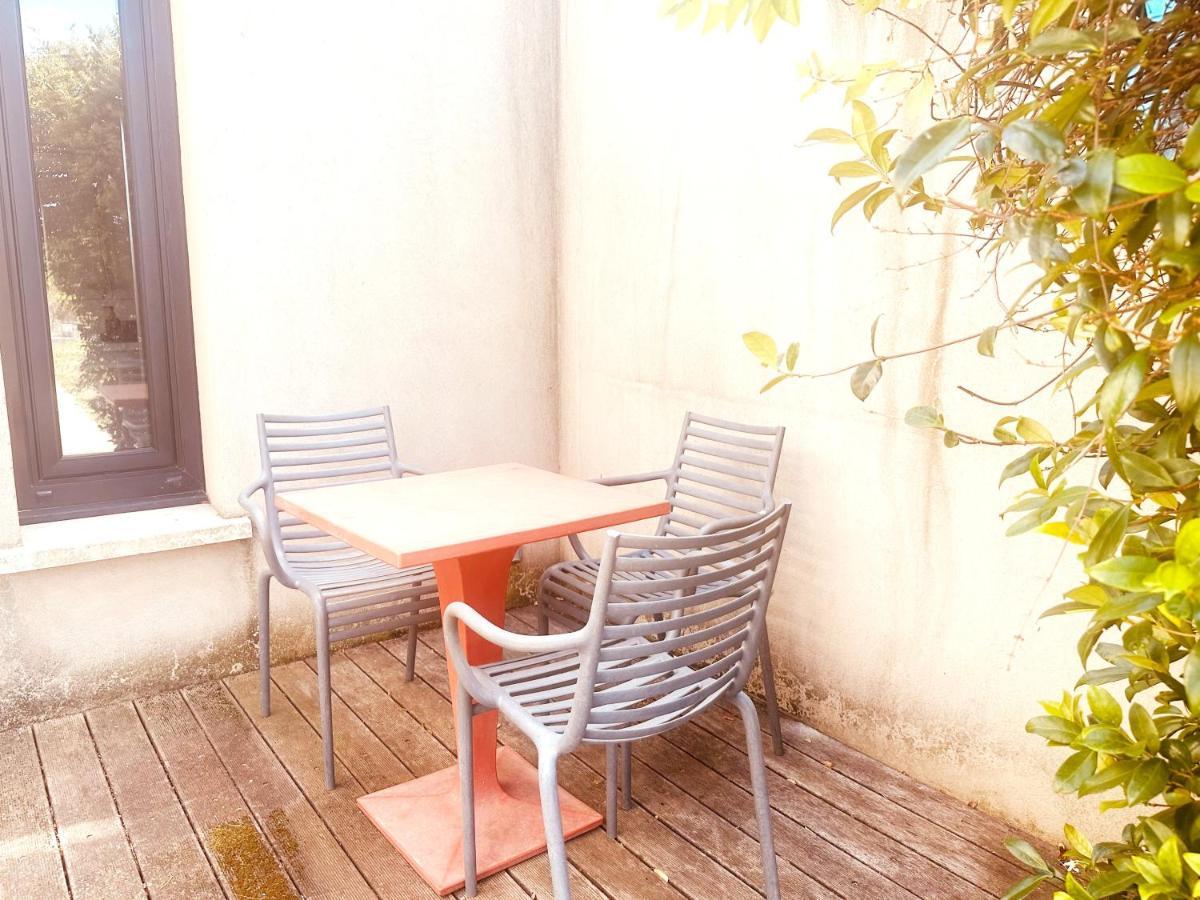 Les Madones Appartement Nîmes Buitenkant foto