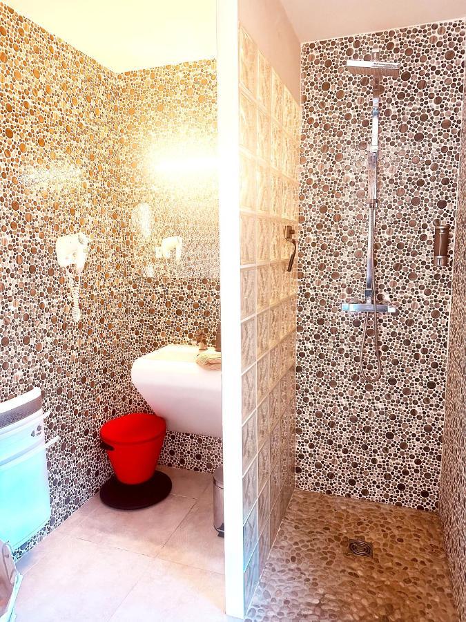 Les Madones Appartement Nîmes Buitenkant foto